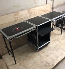 Tủ rack có chân xếp di động